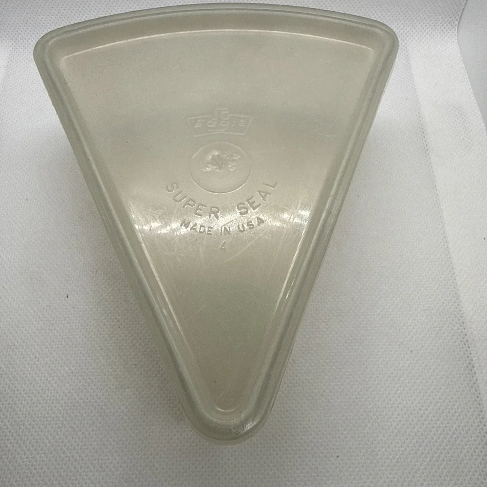 Vintage Plastic Eagle Super Seal Pie‎ Slice Keeper With Lid - USA